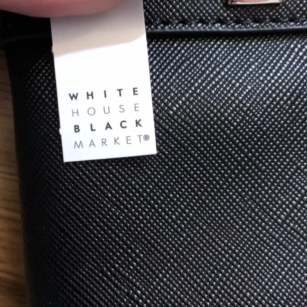 Brand New WHBM Clutch/Wristlet Purse - Picture 5 of 8